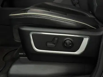 RAM 5.7 V8 HEMI SPORT Unfallfrei MwSt Garantie