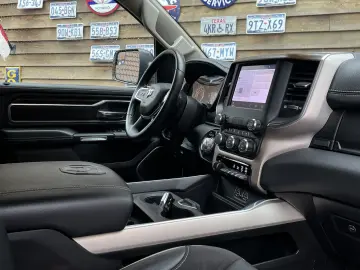 RAM 1500 Laramie 5.7L AHK Memory 4x4 Alpine LPG