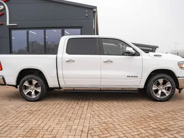 RAM 5 7 Hemi LARAMIE LPG BRC GAS PANO LED KAMERA