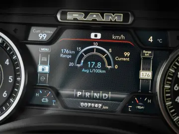 RAM 5 7 Hemi LARAMIE LPG BRC GAS PANO LED KAMERA