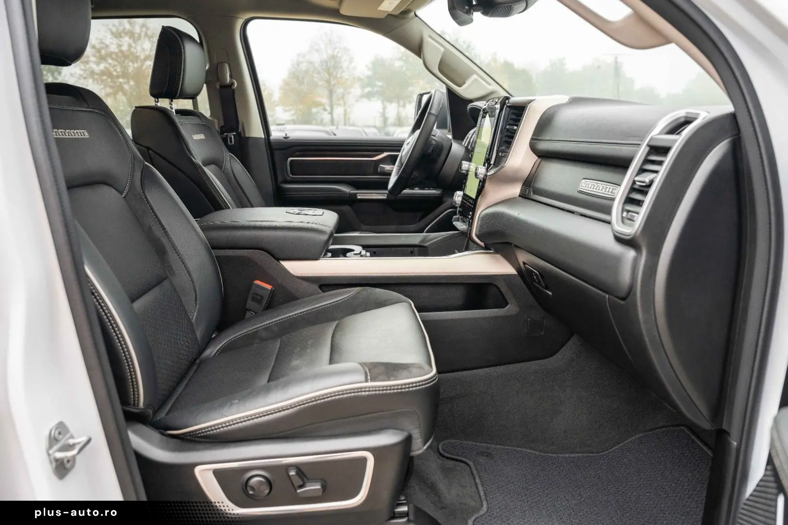 RAM 5 7 Hemi LARAMIE LPG BRC GAS PANO LED KAMERA