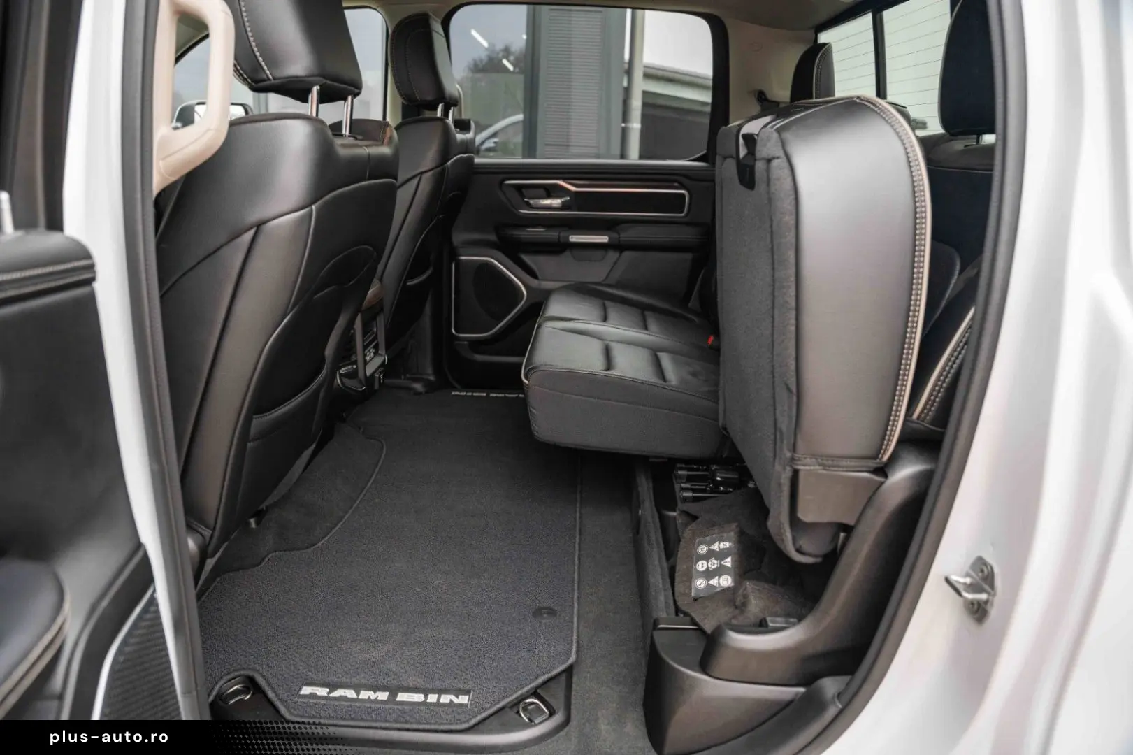 RAM 5 7 Hemi LARAMIE LPG BRC GAS PANO LED KAMERA