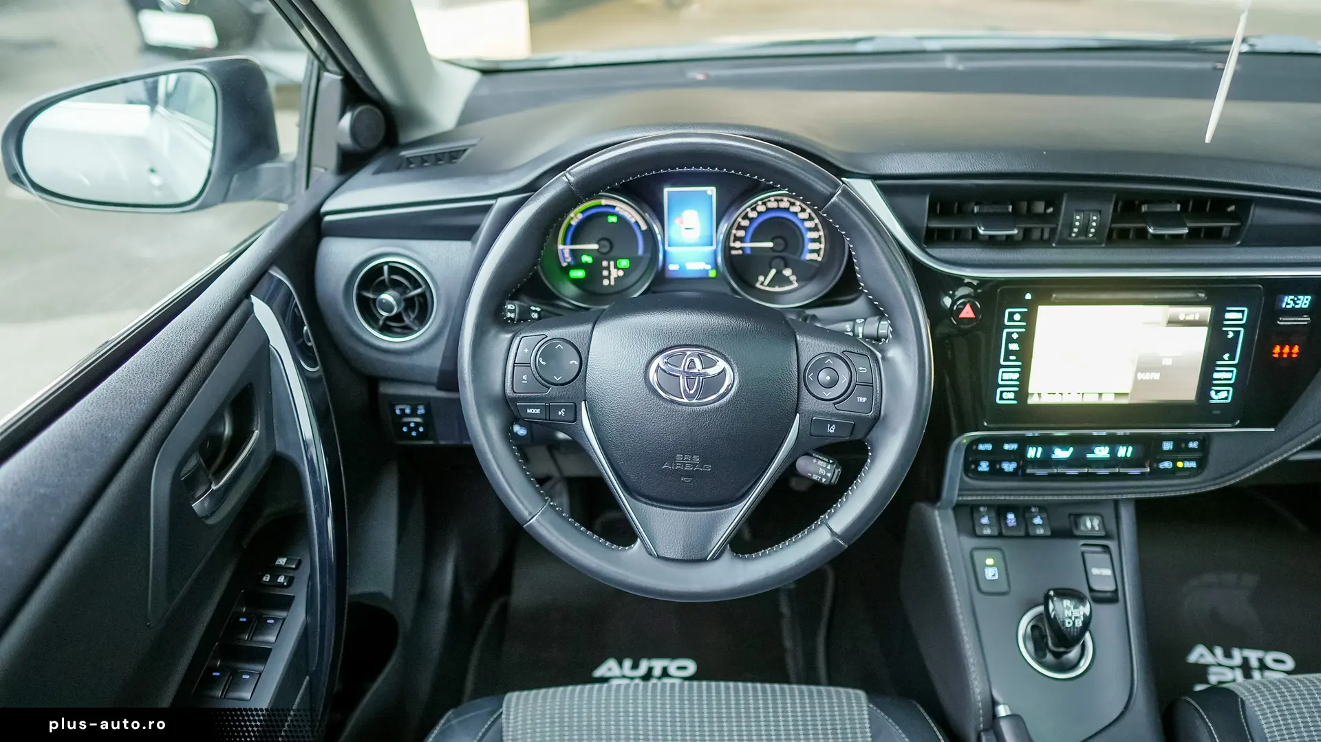 TOYOTA AURIS 1.8 Hybrid