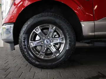 F150 5.0 V8 SuperCrew SHZ SBL B&O TOTW SPUR R18