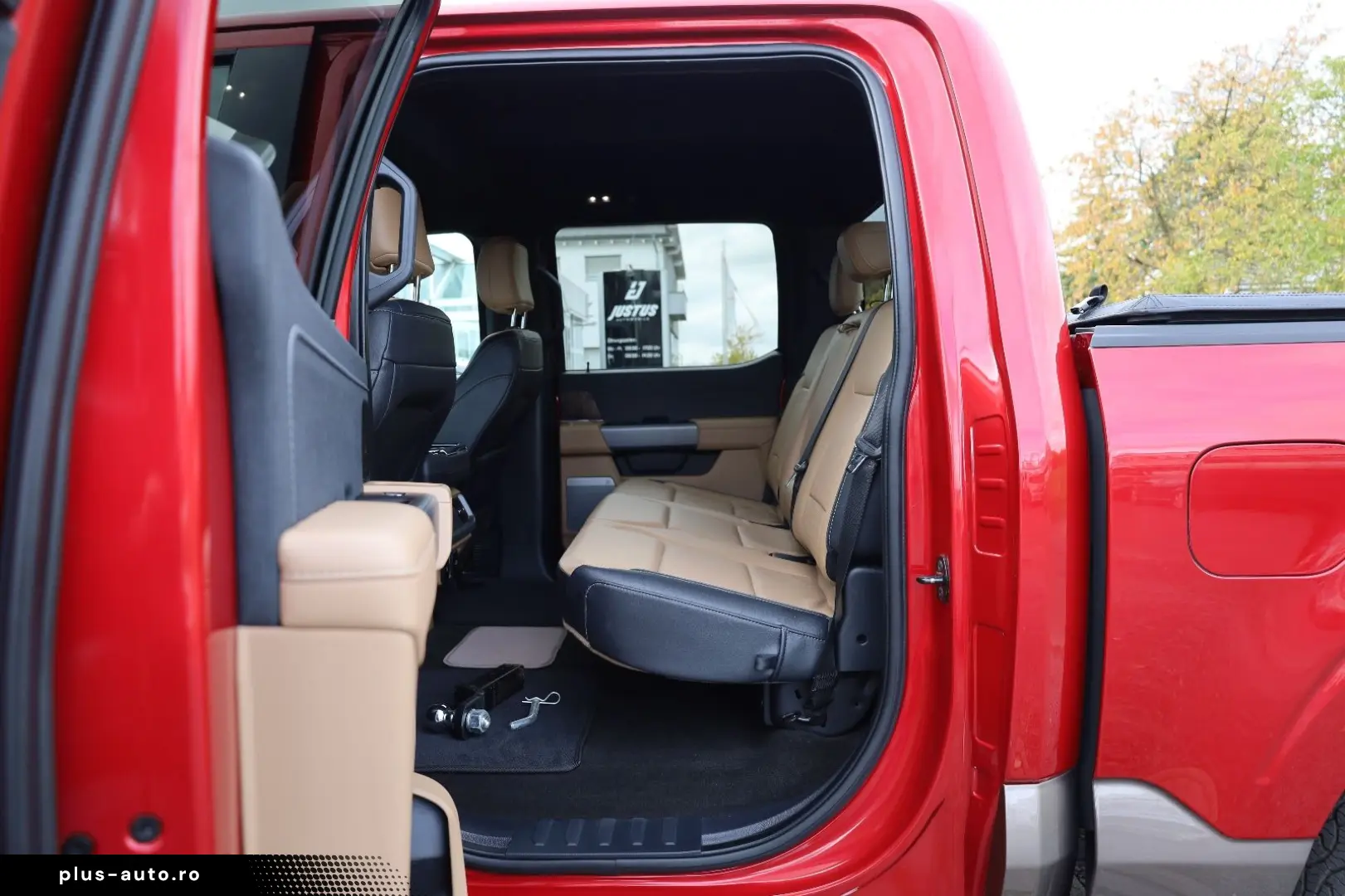 F150 5.0 V8 SuperCrew SHZ SBL B&O TOTW SPUR R18