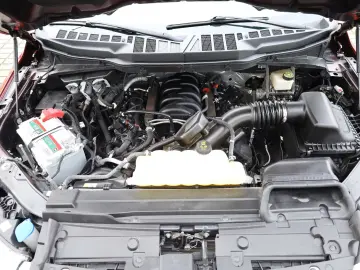 F150 5.0 V8 SuperCrew SHZ SBL B&O TOTW SPUR R18