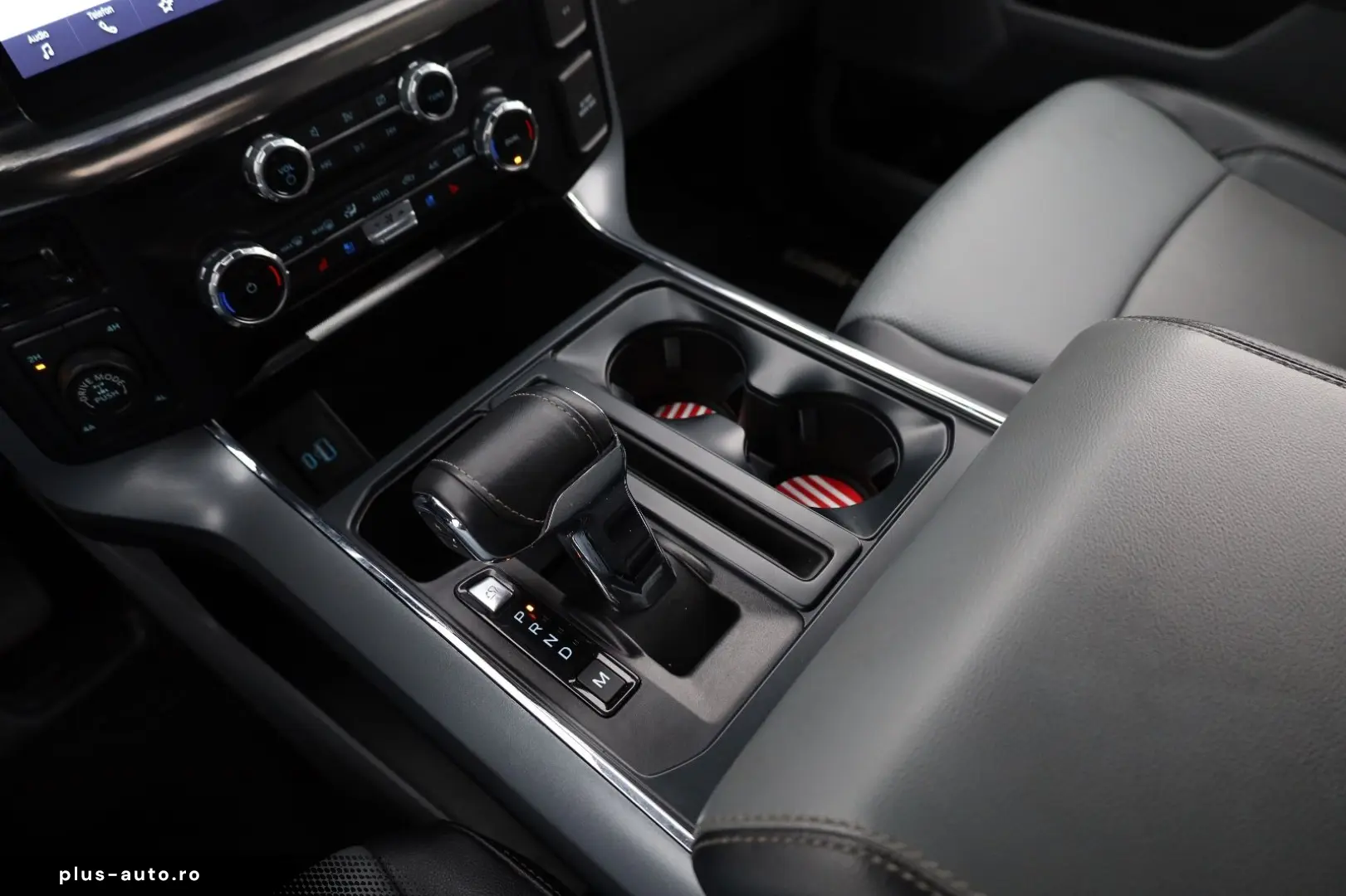 F150 5.0 V8 SuperCrew KAMERA AHK SHZ SBL TTW R18