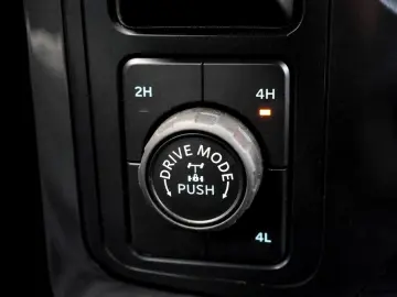 F 150 5.0 V8 4x4 AHK SHZ APPLE KAMERA TOTW SPUR