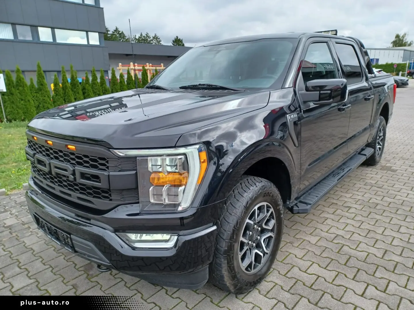 F 150 V8.5 0 4x4 SuperCrew 10-GangAut.LED
