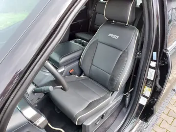 F 150 V8.5 0 4x4 SuperCrew 10-GangAut.LED