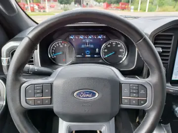 F 150 V8.5 0 4x4 SuperCrew 10-GangAut.LED