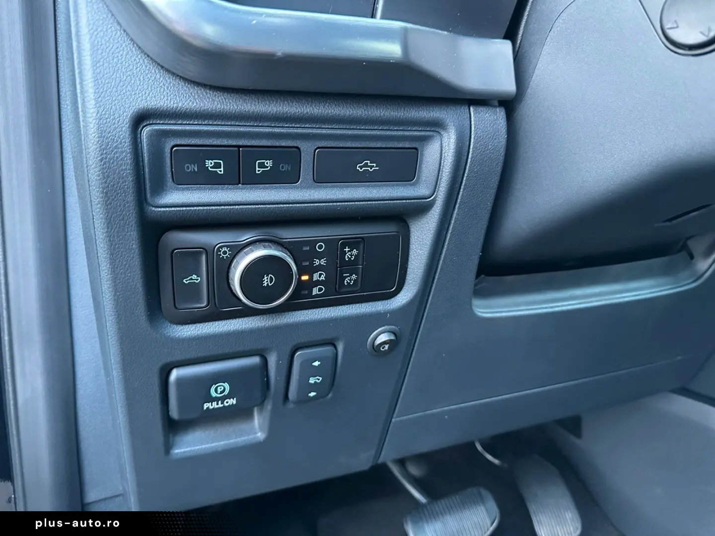 F150 Lariat Crew Cab 4x4 GARANTIE MEMORY PANO