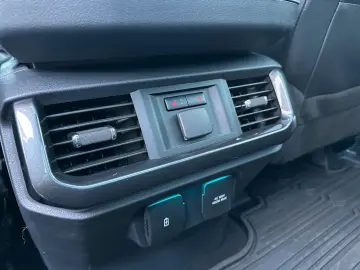 F150 Lariat Crew Cab 4x4 GARANTIE MEMORY PANO