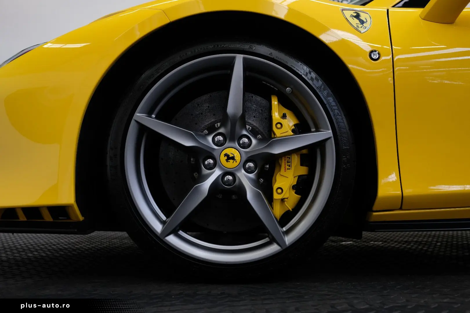 F8 Spider CARBON LIFT PASS.DISPL RACINGSEATS JBL