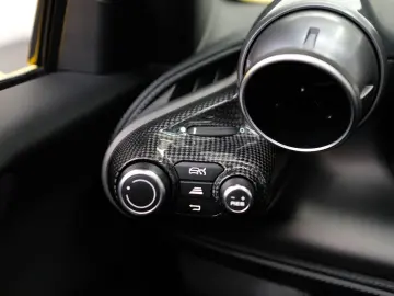 F8 Spider CARBON LIFT PASS.DISPL RACINGSEATS JBL