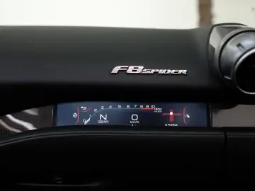 F8 Spider CARBON LIFT PASS.DISPL RACINGSEATS JBL