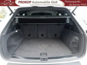 Touareg V6 R-Line 4M Assist  Matrix Innovision