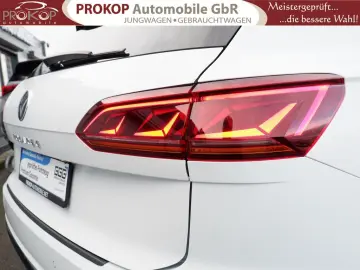 Touareg V6 R-Line 4M Assist  Matrix Innovision