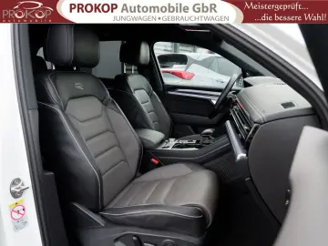 Touareg V6 R-Line 4M Assist  Matrix Innovision