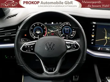 Touareg V6 R-Line 4M Assist  Matrix Innovision