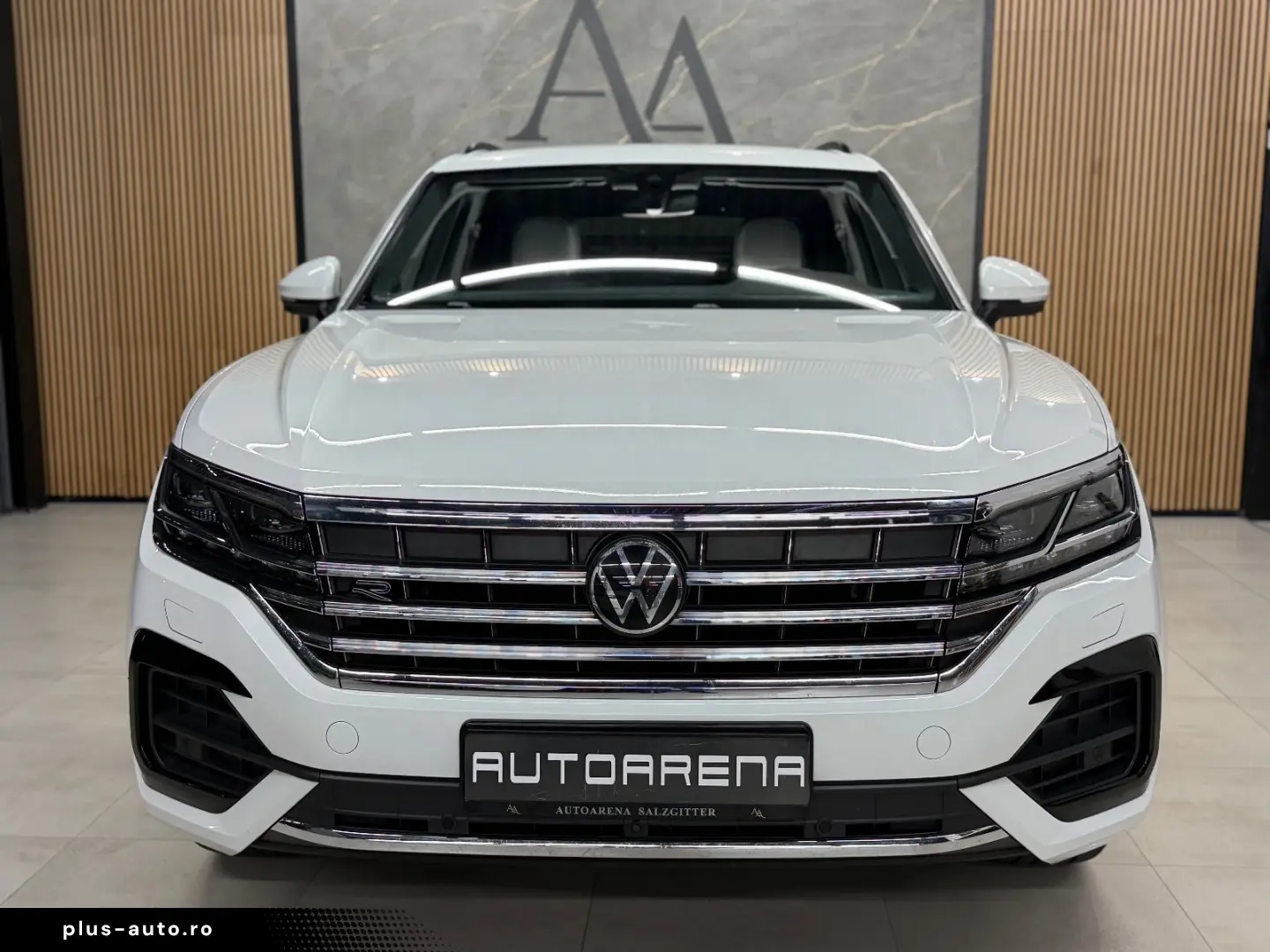Touareg 3.0 TDI R-Line 4x4 AHK XENON-LED LUFT