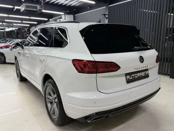 Touareg 3.0 TDI R-Line 4x4 AHK XENON-LED LUFT