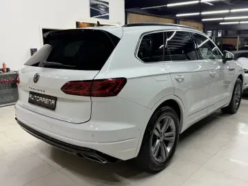 Touareg 3.0 TDI R-Line 4x4 AHK XENON-LED LUFT
