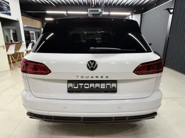 Touareg 3.0 TDI R-Line 4x4 AHK XENON-LED LUFT