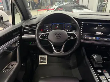 Touareg 3.0 TDI R-Line 4x4 AHK XENON-LED LUFT