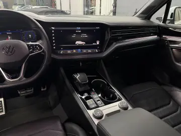 Touareg 3.0 TDI R-Line 4x4 AHK XENON-LED LUFT