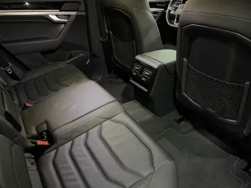 Touareg 3.0 TDI R-Line 4x4 AHK XENON-LED LUFT