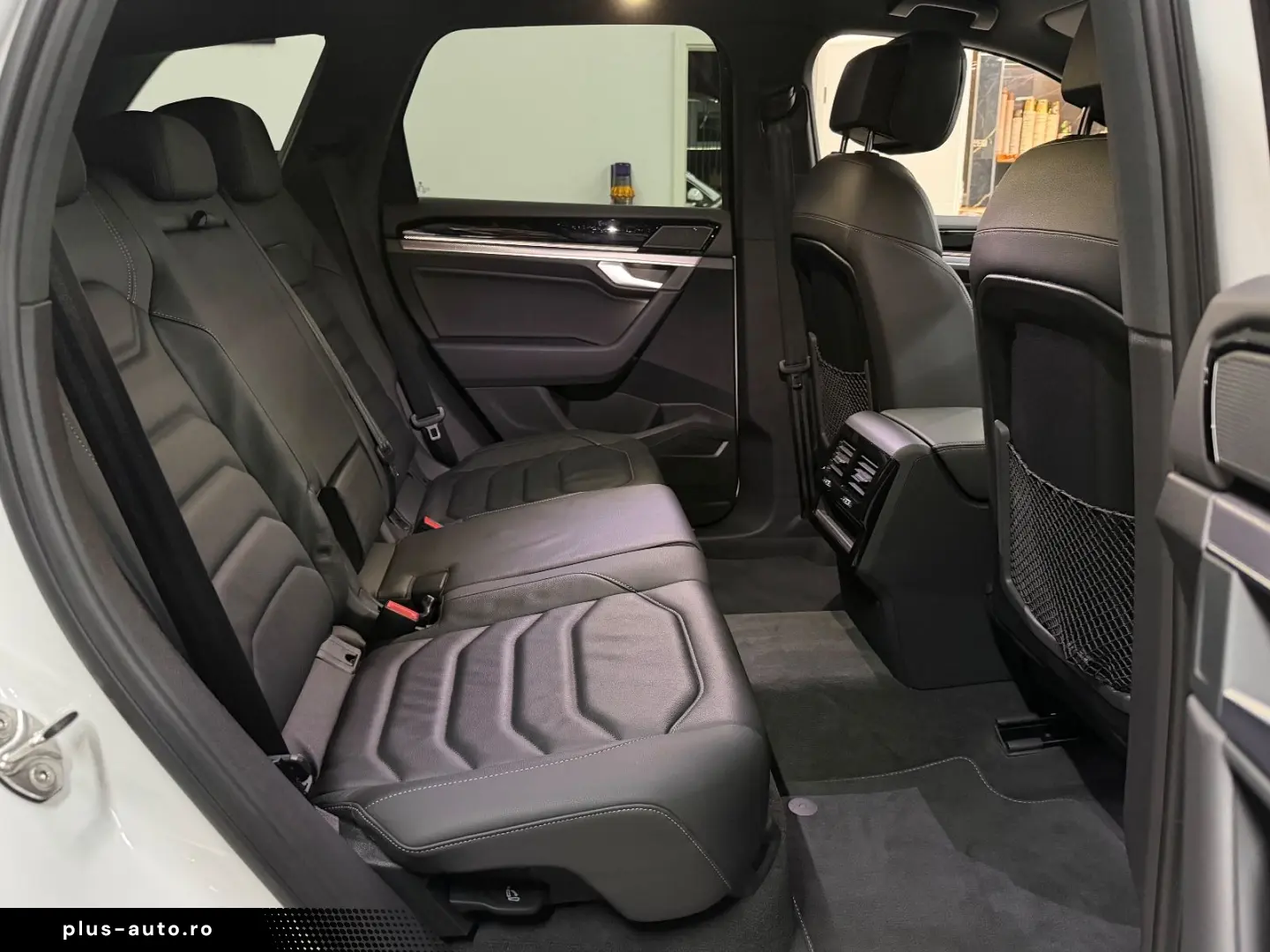 Touareg 3.0 TDI R-Line 4x4 AHK XENON-LED LUFT