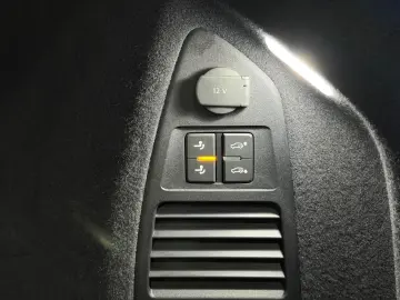 Touareg 3.0 TDI R-Line 4x4 AHK XENON-LED LUFT