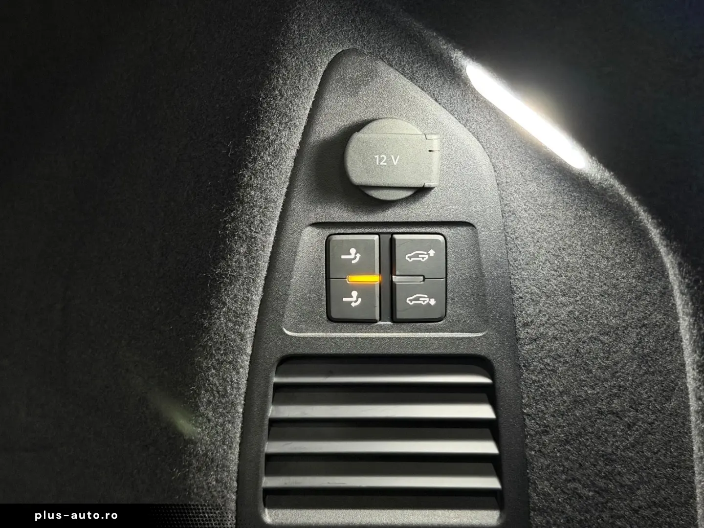 Touareg 3.0 TDI R-Line 4x4 AHK XENON-LED LUFT