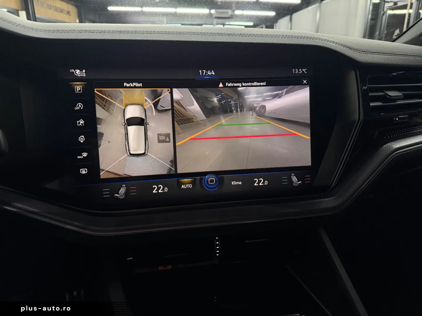 Touareg 3.0 TDI R-Line 4x4 AHK XENON-LED LUFT