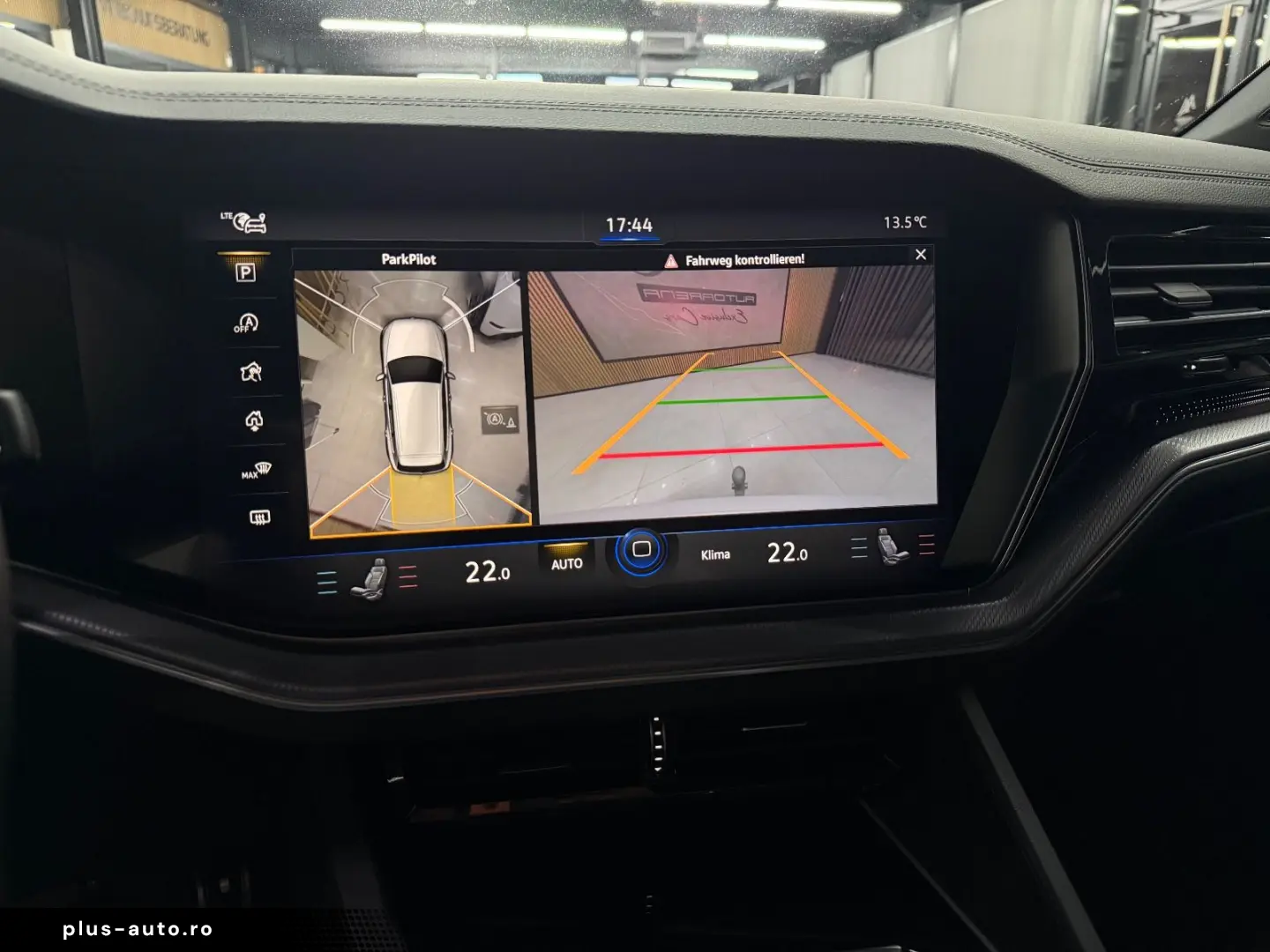 Touareg 3.0 TDI R-Line 4x4 AHK XENON-LED LUFT