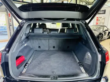 Touareg R-Line 4Motion AHK LED DYNAUDIO HUD