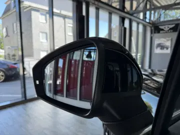 Touareg R-Line 4Motion AHK LED DYNAUDIO HUD