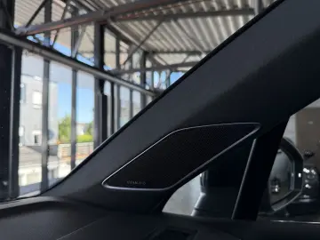 Touareg R-Line 4Motion AHK LED DYNAUDIO HUD