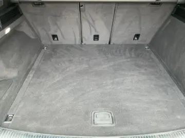 Touareg 3.0 TDI 4M R-LINE LED NAVI AHK ACC RFK