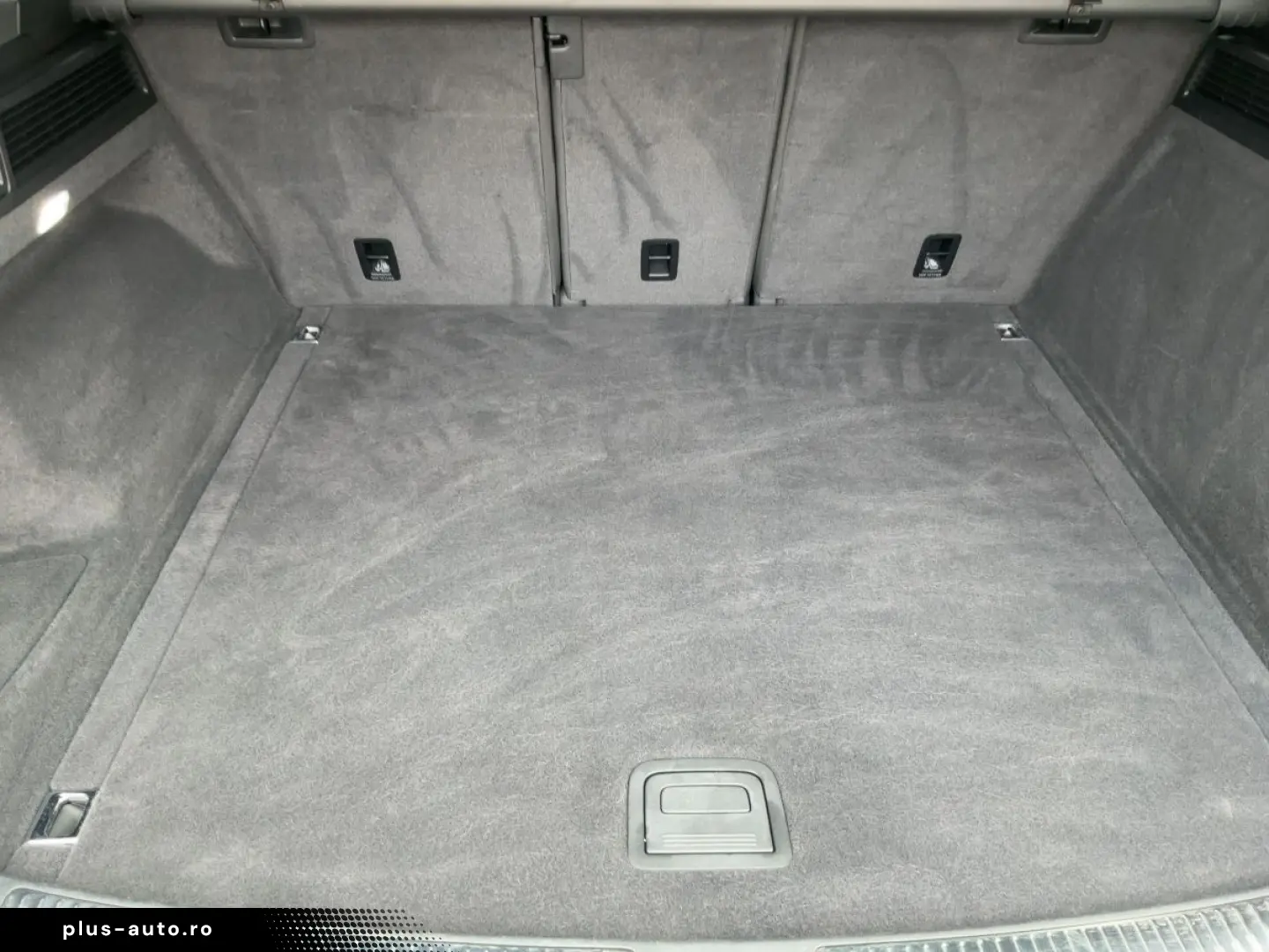 Touareg 3.0 TDI 4M R-LINE LED NAVI AHK ACC RFK