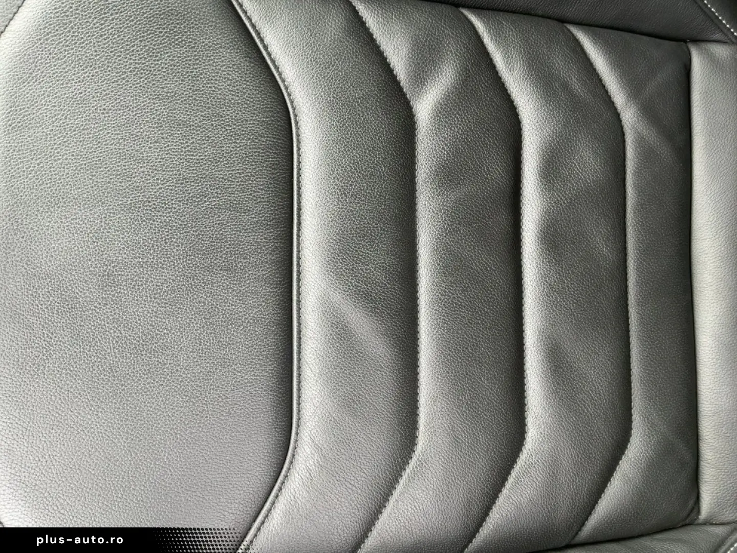 Touareg 3.0 TDI 4M R-LINE LED NAVI AHK ACC RFK