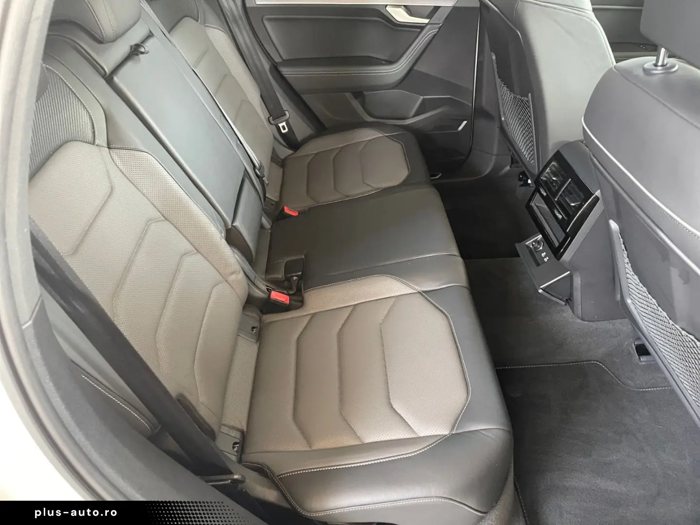 Touareg R-Line 4M  Navi Leder Pano Luft Kamera