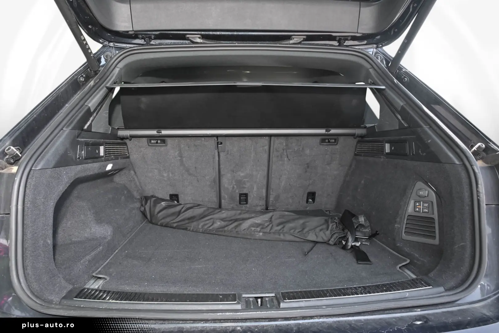 Touareg 3.0 TDI 4 Motion tiptronic R-Line eUPE 1