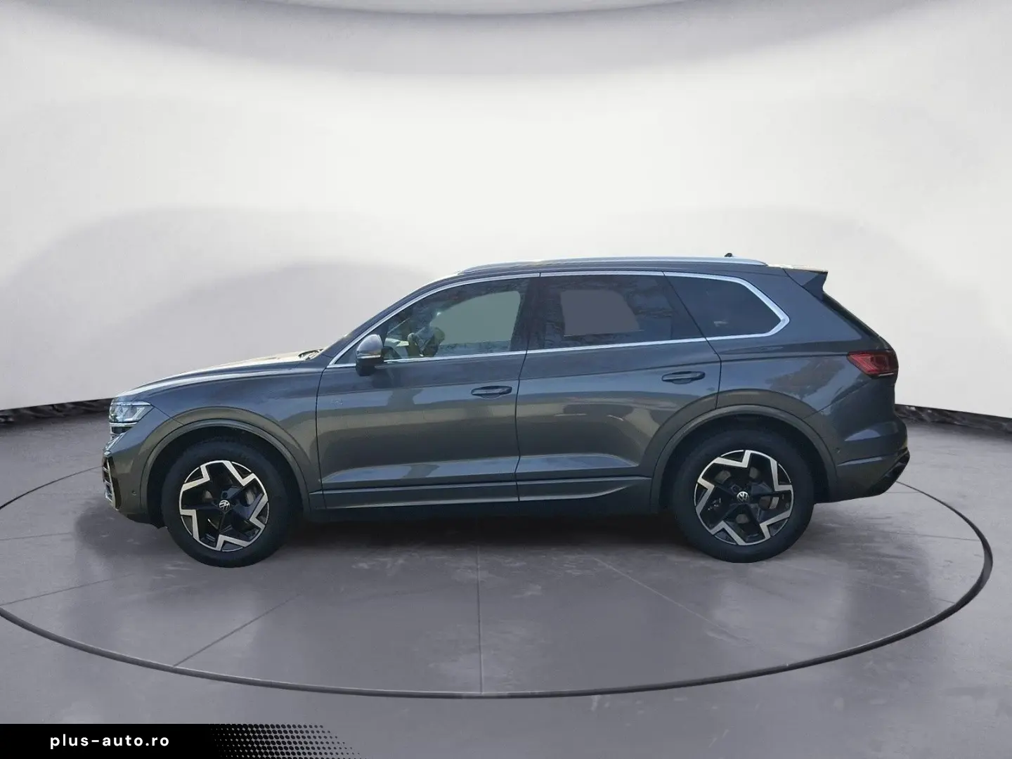 Touareg 3.0 TDI DSG 4Motion  R-LINE  #HEAD-UP #A