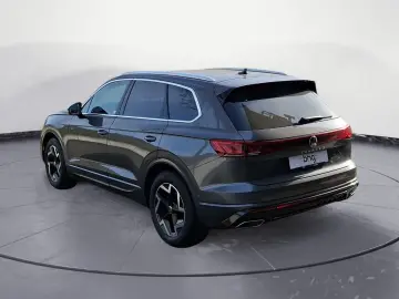 Touareg 3.0 TDI DSG 4Motion  R-LINE  #HEAD-UP #A
