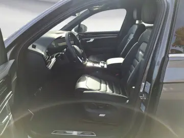 Touareg 3.0 TDI DSG 4Motion  R-LINE  #HEAD-UP #A