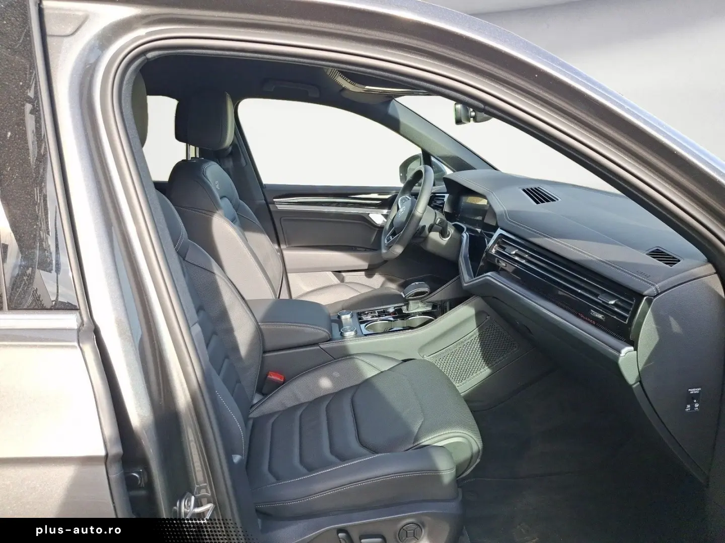 Touareg 3.0 TDI DSG 4Motion  R-LINE  #HEAD-UP #A