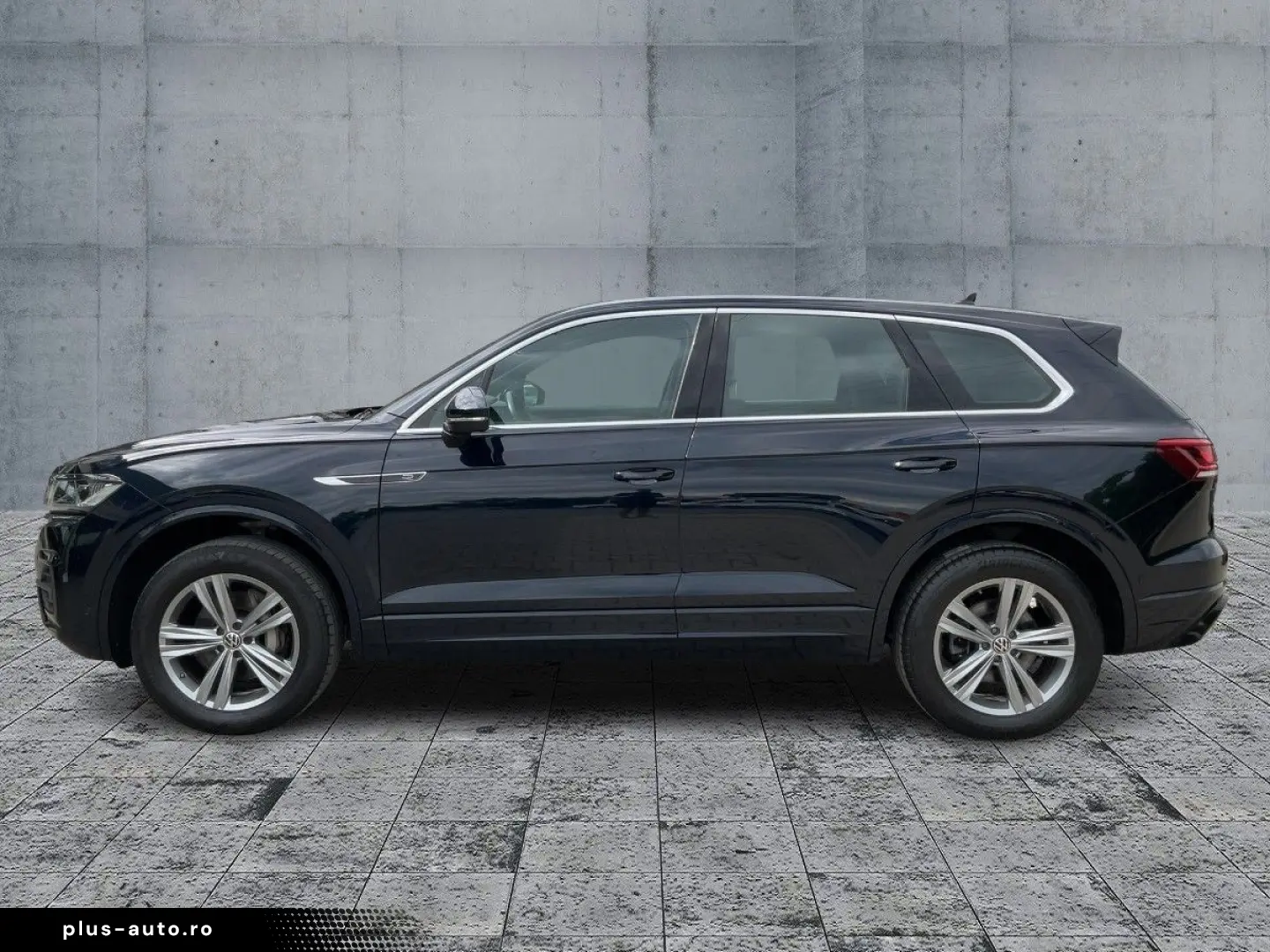 Touareg 3.0TDI 4M R-LINE LED NAVI ACC SHZ KAMERA