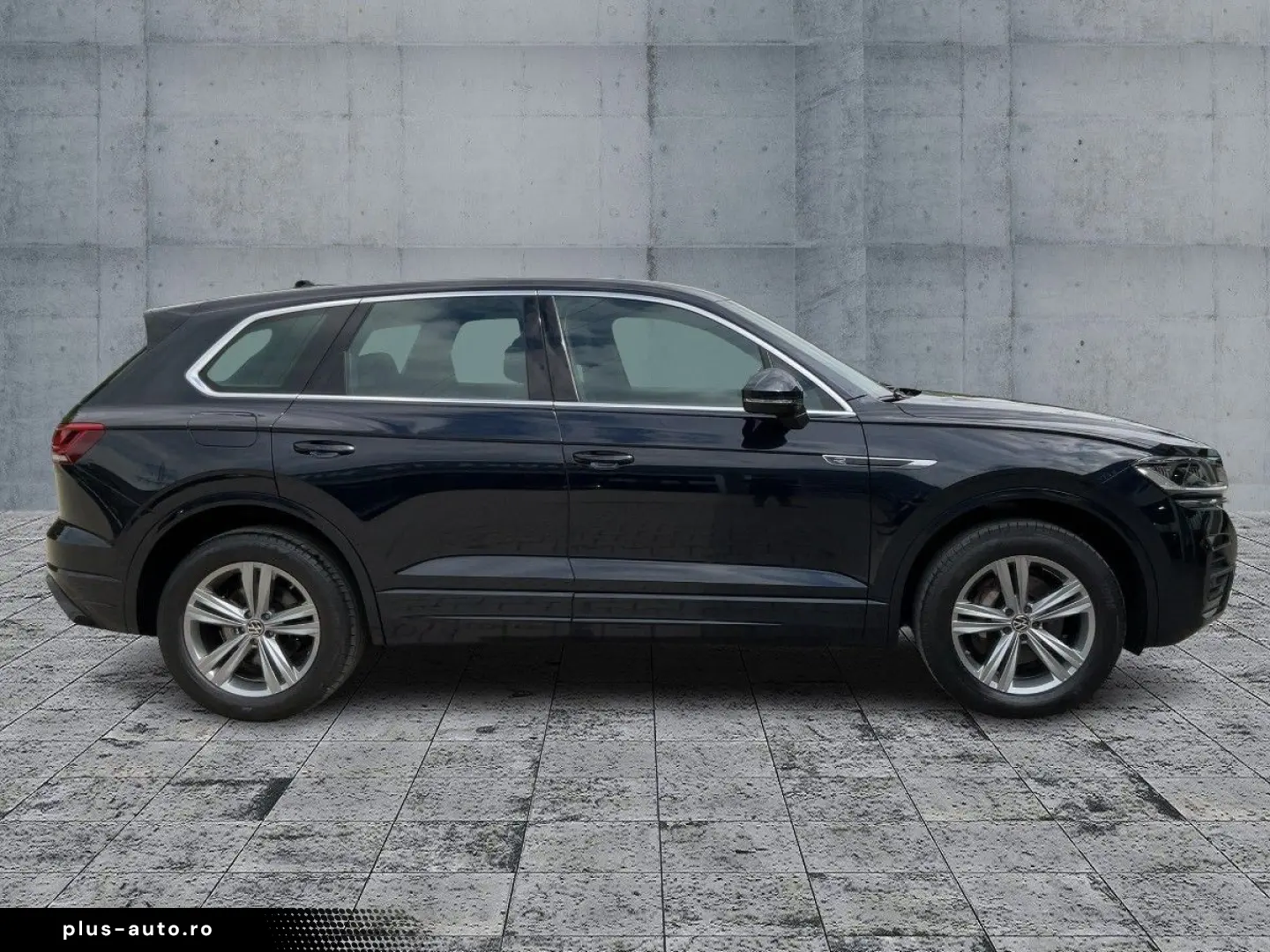 Touareg 3.0TDI 4M R-LINE LED NAVI ACC SHZ KAMERA